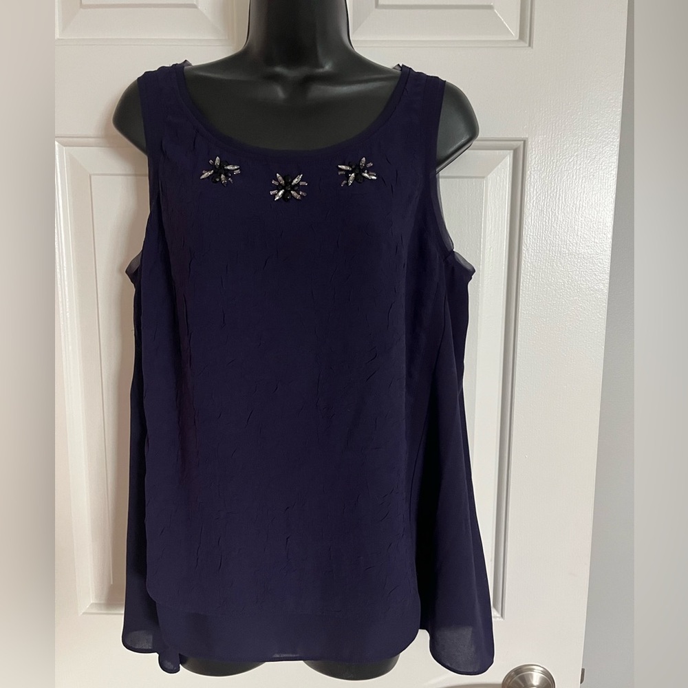 Vera Wang Deep Purple Tank with Rhinestone Embellishment. Size Medium